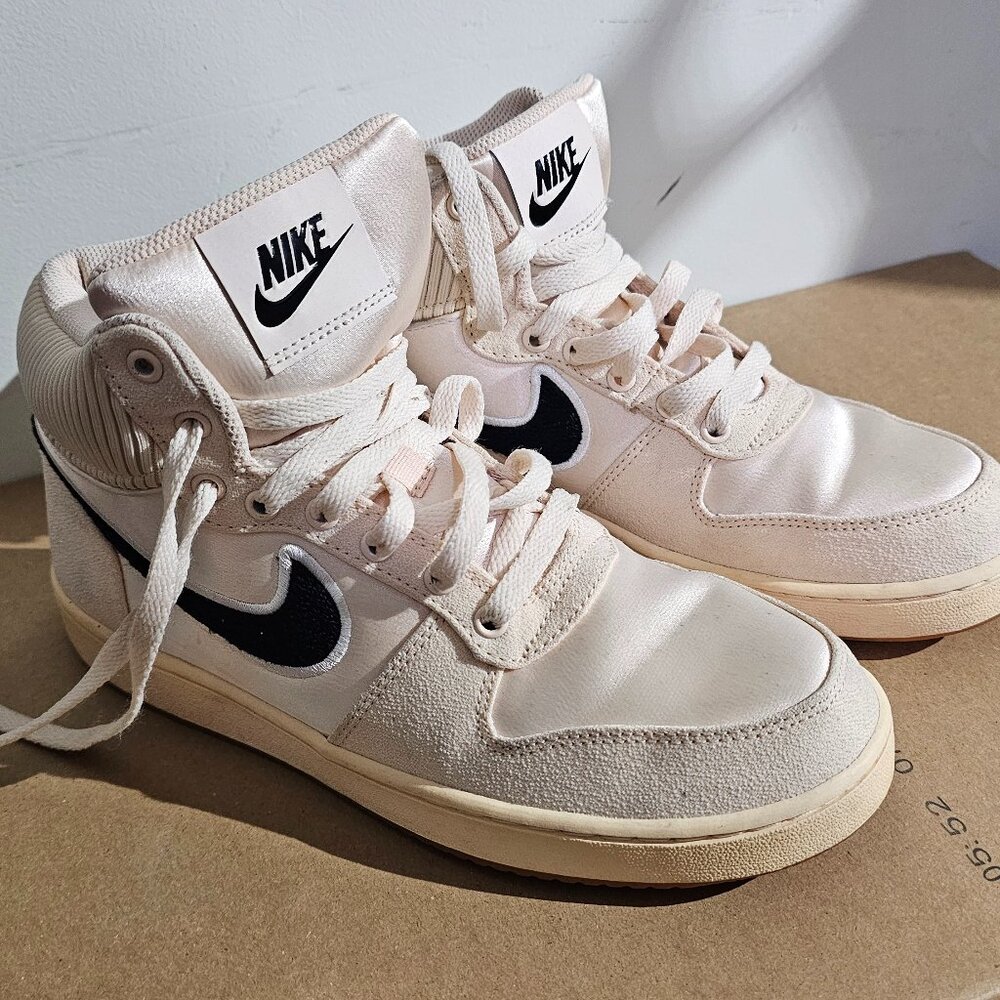 Nike Court Borough Mid Sneakers Men’s 8.5 | Beige/Cream | AQ7769-800